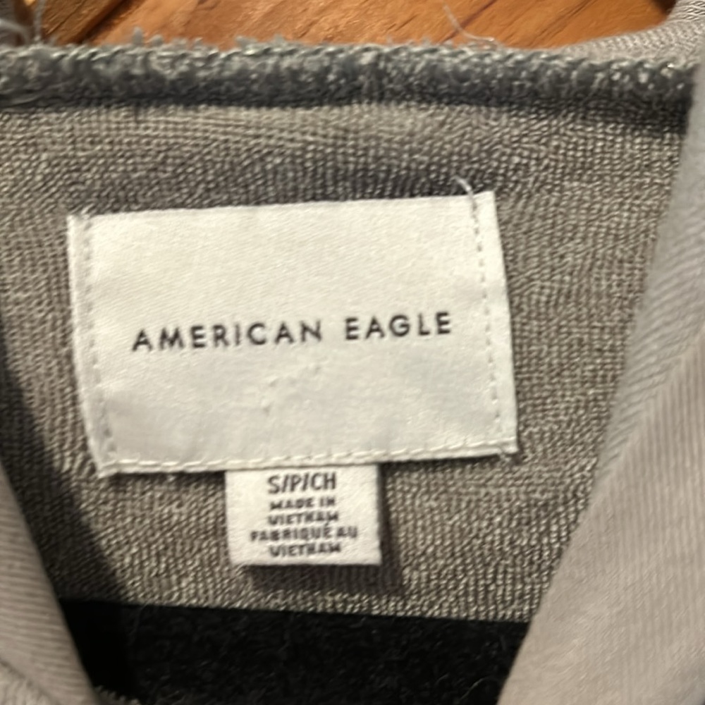 American eagle pocket crop hooded army green sweatshirt - Picture 5 of 6